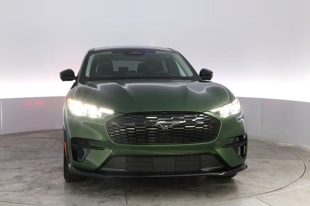 2025 Ford Mustang Mach-E