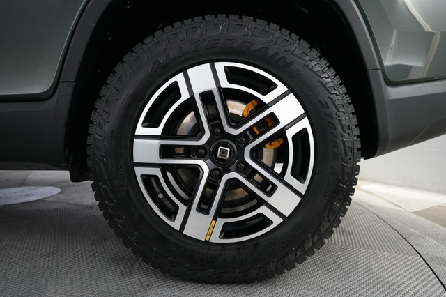 2023 Rivian R1T