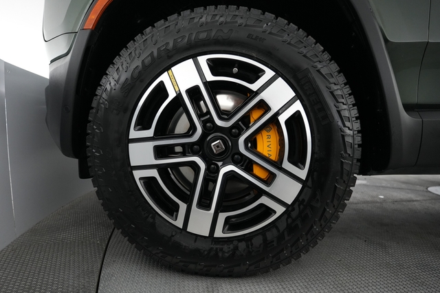 2023 Rivian R1T