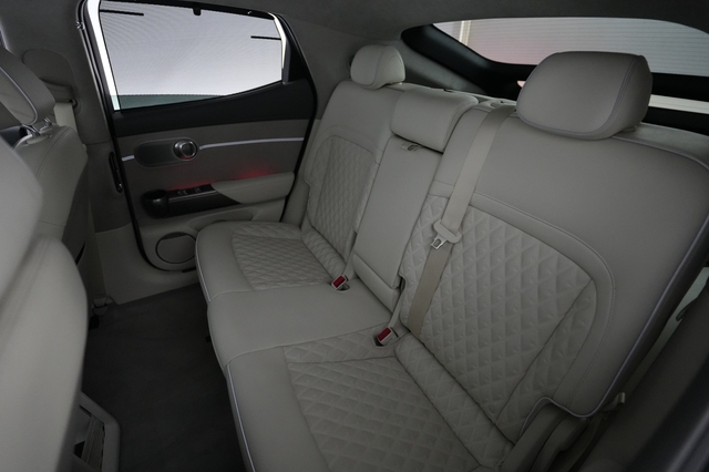2023 Genesis GV60