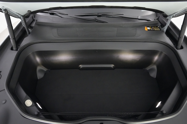 2024 Rivian R1S