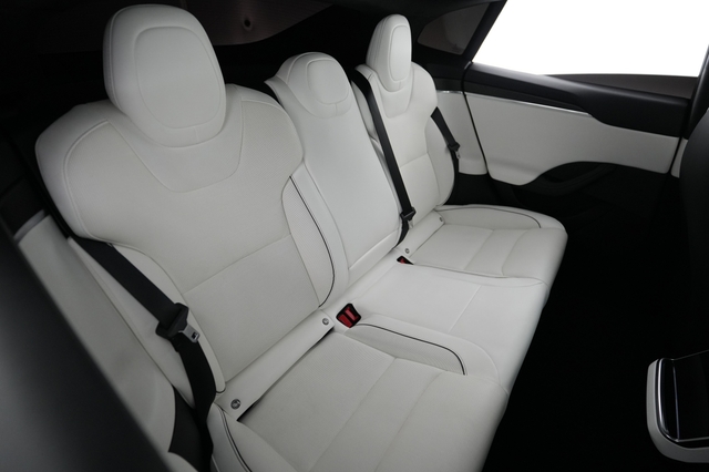 2022 Tesla Model S