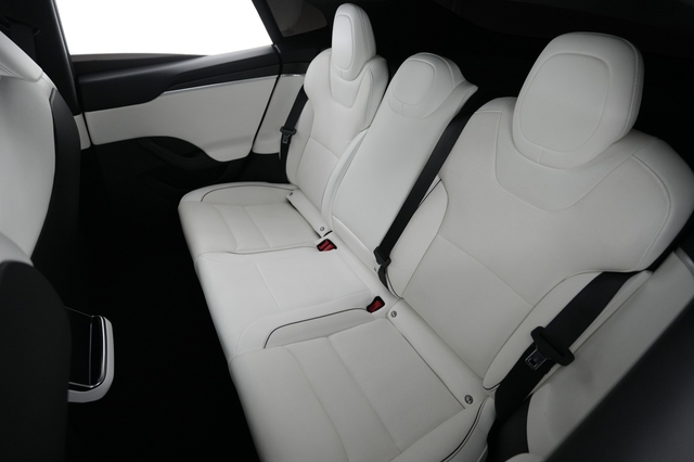 2022 Tesla Model S