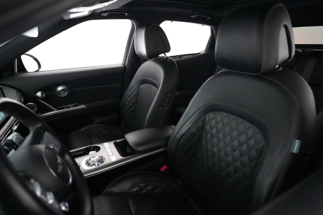2023 Genesis GV60