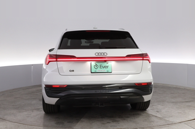 2024 Audi Q8 e-tron