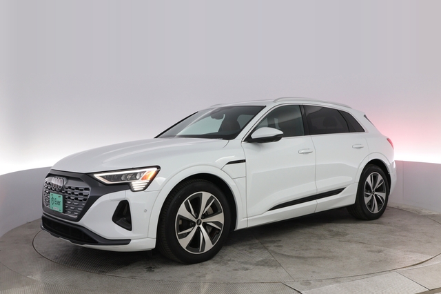 2024 Audi Q8 e-tron