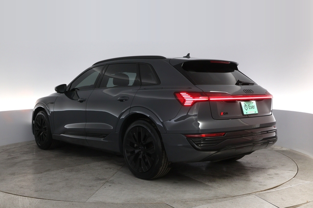 2024 Audi Q8 e-tron