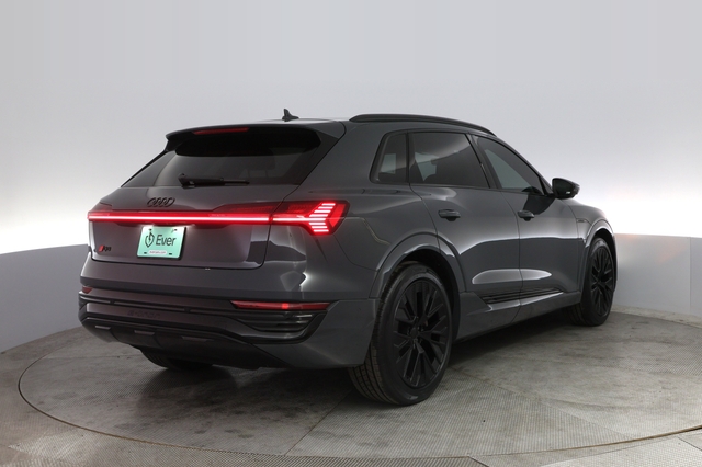 2024 Audi Q8 e-tron