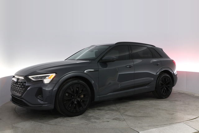 2024 Audi Q8 e-tron