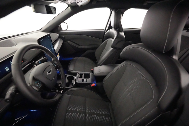2025 Ford Mustang Mach-E