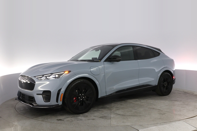 2025 Ford Mustang Mach-E