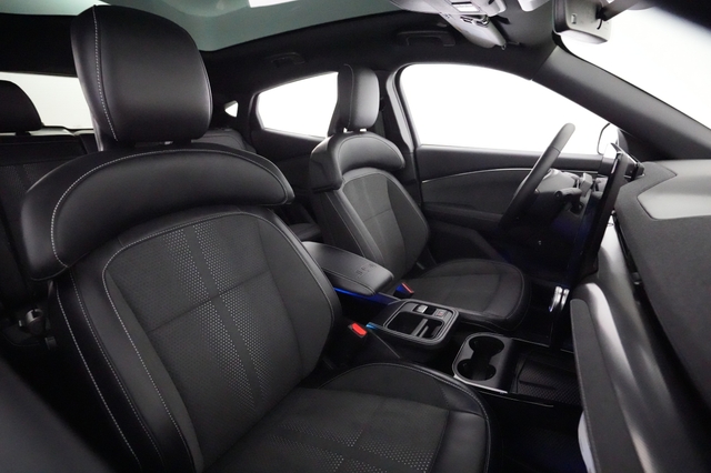 2025 Ford Mustang Mach-E