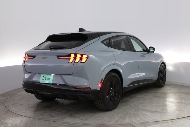 2025 Ford Mustang Mach-E