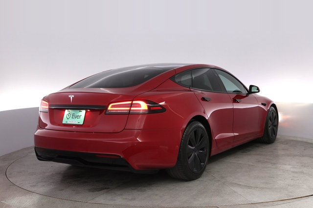 2022 Tesla Model S