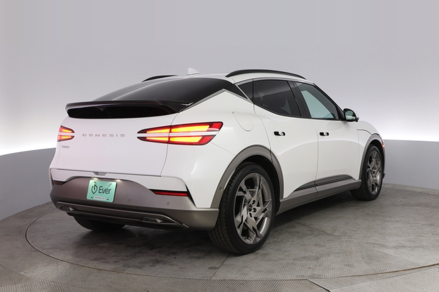 2024 Genesis GV60