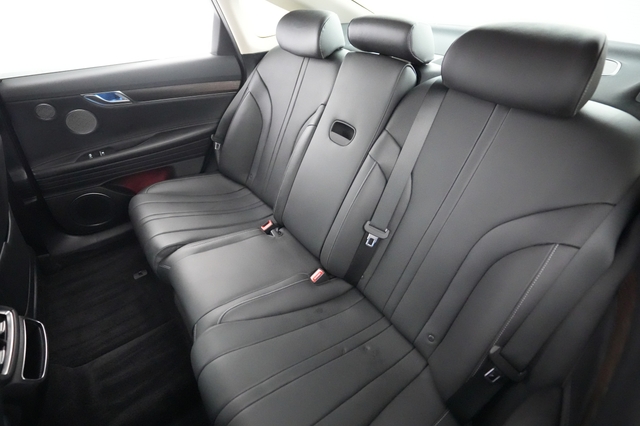 2024 Genesis Electrified G80