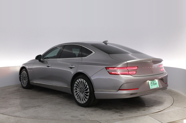 2024 Genesis Electrified G80