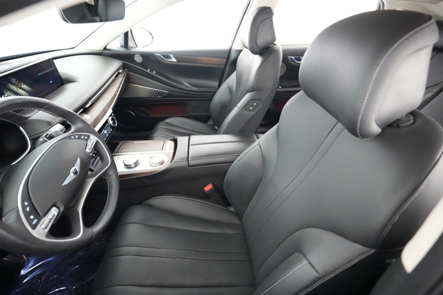 2024 Genesis Electrified G80