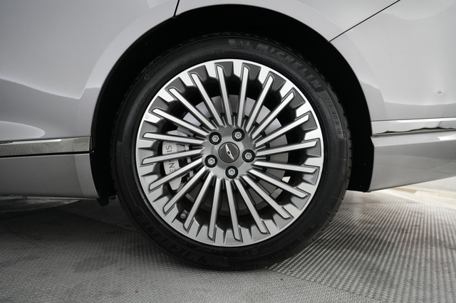 2024 Genesis Electrified G80