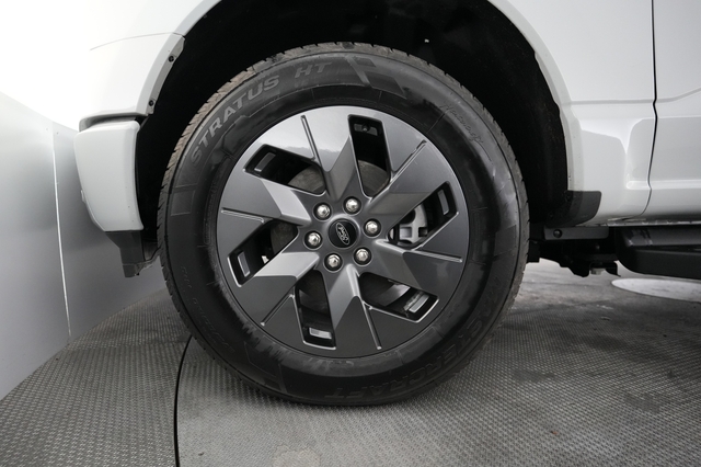 2024 Ford F-150 Lightning