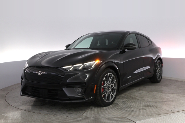 2025 Ford Mustang Mach-E