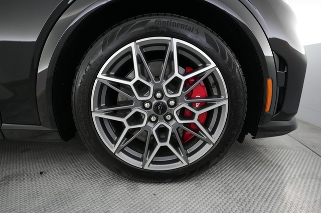 2025 Ford Mustang Mach-E