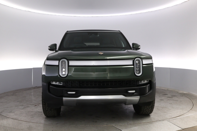 2023 Rivian R1S