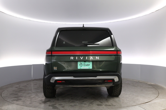 2023 Rivian R1S