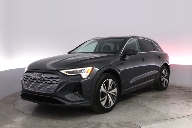 2024 Audi Q8 e-tron