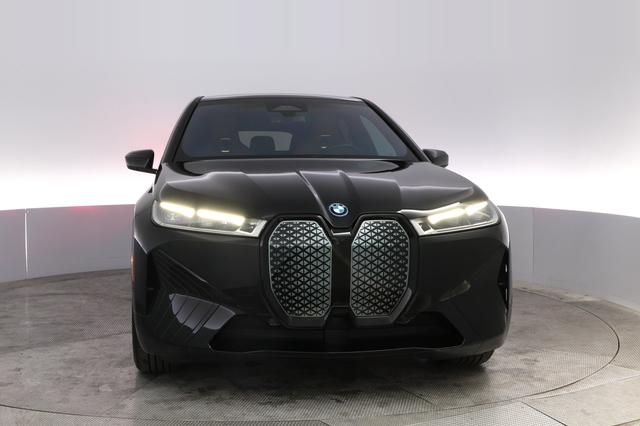 2023 BMW iX