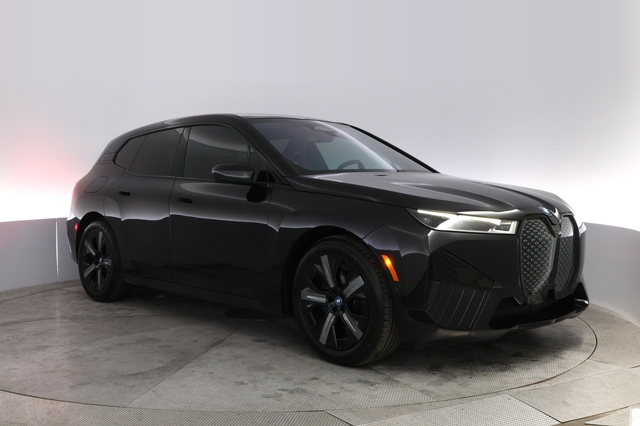 2023 BMW iX