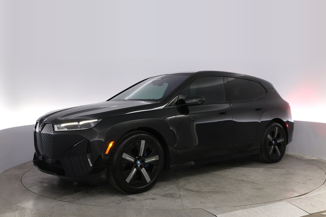 2023 BMW iX