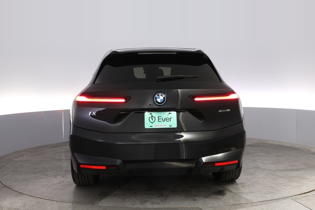 2023 BMW iX