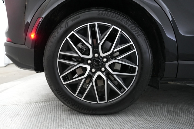 2025 Ford Mustang Mach-E