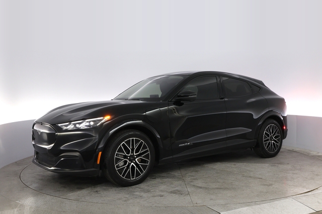 2025 Ford Mustang Mach-E