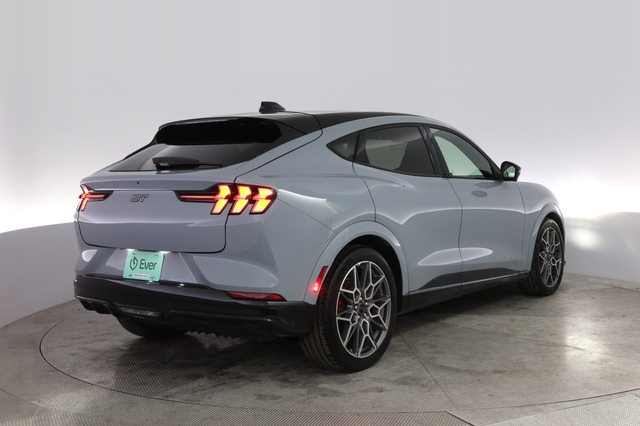 2025 Ford Mustang Mach-E