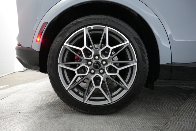 2025 Ford Mustang Mach-E