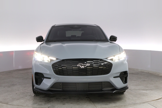 2025 Ford Mustang Mach-E