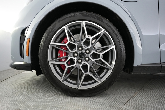 2025 Ford Mustang Mach-E