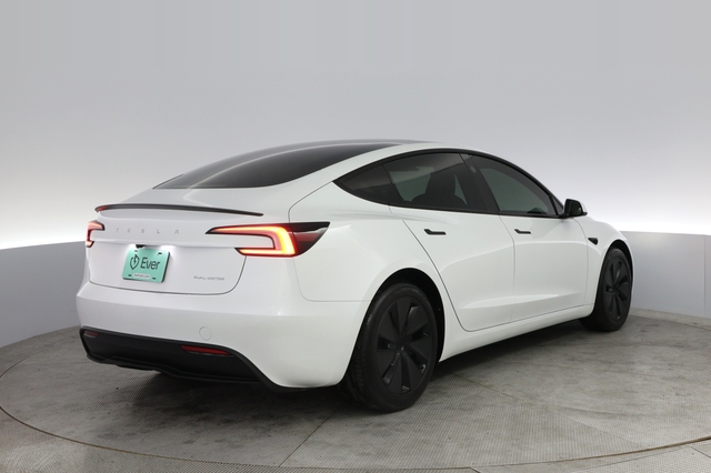 2025 Tesla Model 3