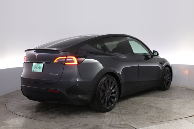 2025 Tesla Model Y