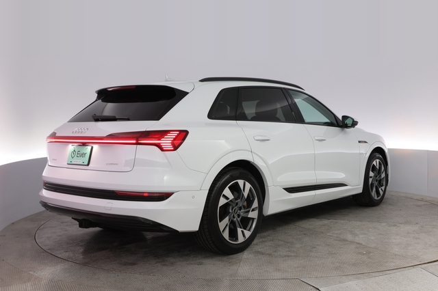 2022 Audi e-tron