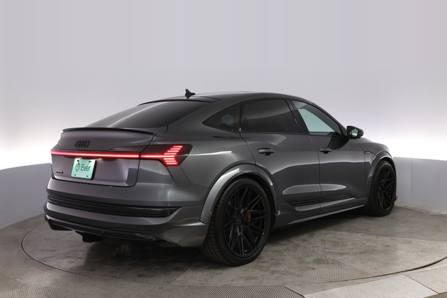 2022 Audi e-tron S Sportback