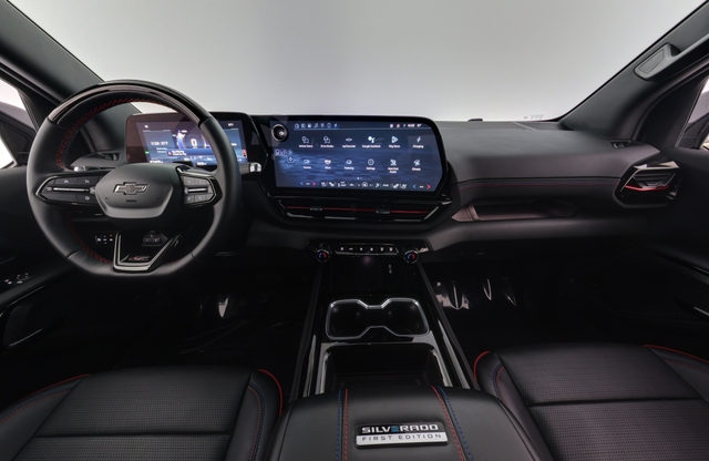 2024 Chevrolet Silverado EV