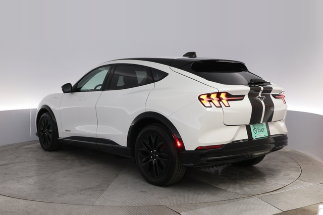 2025 Ford Mustang Mach-E