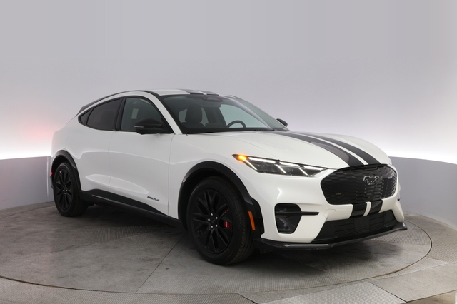 2025 Ford Mustang Mach-E