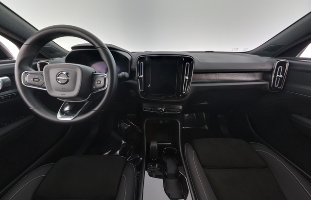 2023 Volvo C40 Recharge