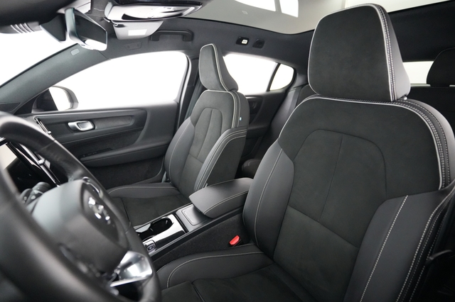 2023 Volvo C40 Recharge