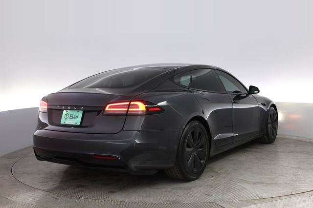 2024 Tesla Model S