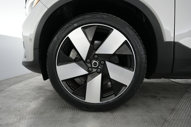 2022 Volvo C40 Recharge